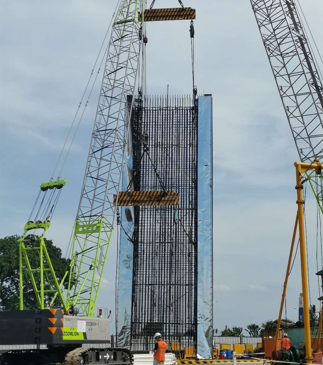 長株潭城軌西環線清風站首幅A36地連墻澆筑_副本.jpg